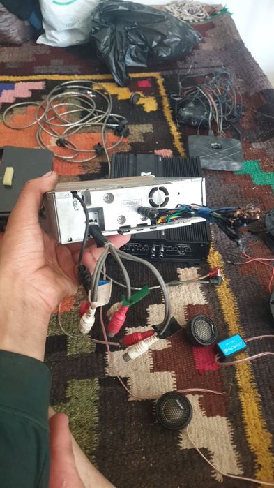 Магнитофон палка расмдагиларни хамаси