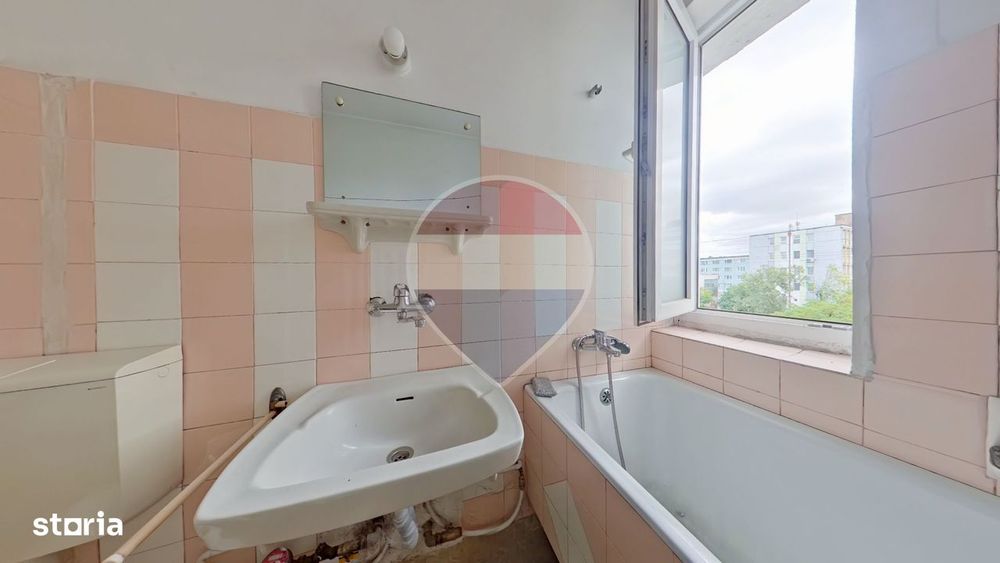 Apartament cu 2 camere, 46 MP, Central, Comision 0%