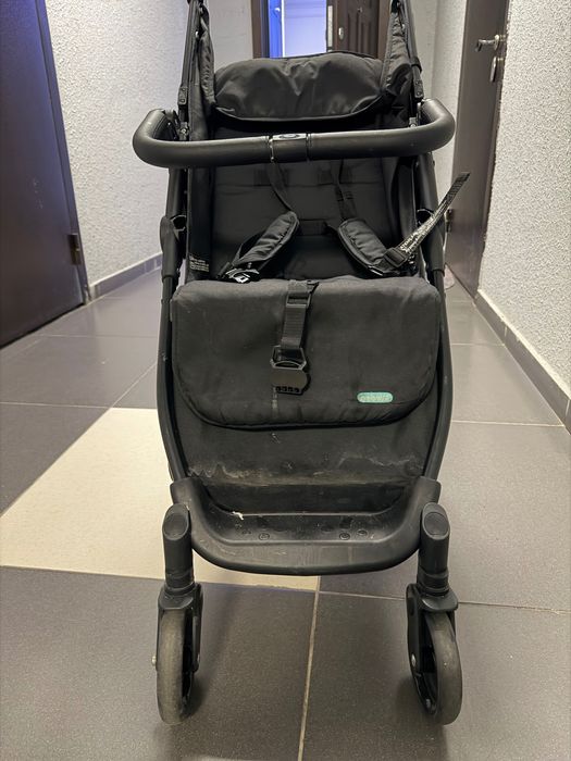 Коляска детская прогулочная