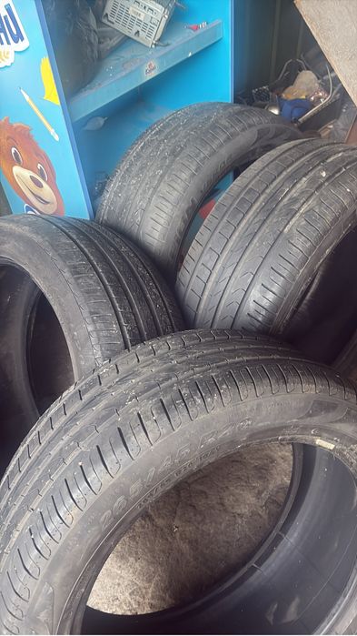 Продам 4 балона комплект Pirelli 265/45R20