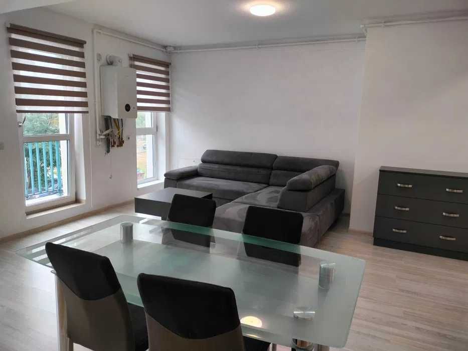 Închiriez pe 4 luni apartament utilat nou, cu 2 camere,în bloc nou
