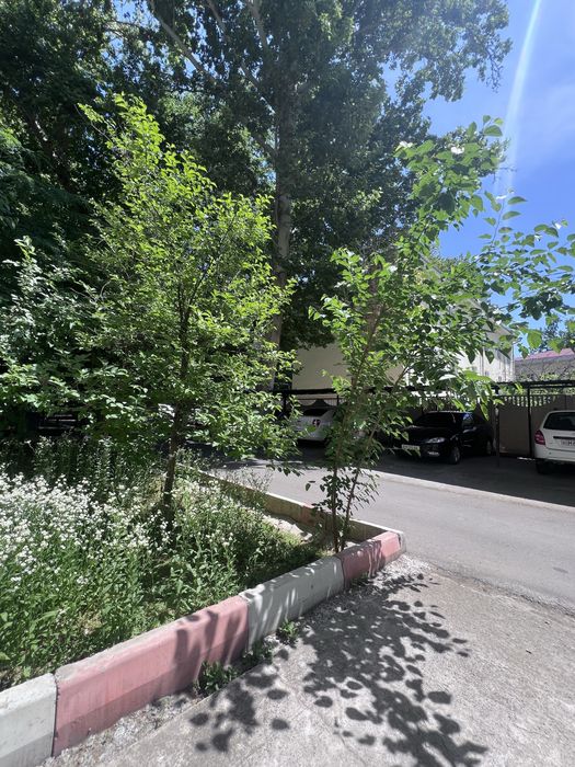 Продается 3 комнатная квартира в центре города