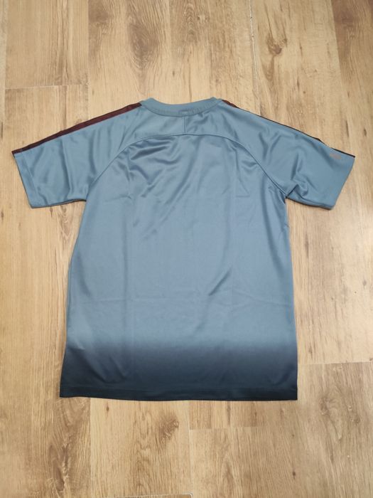 Tricou Nike CR7 mărimea 13-15 ani sau S