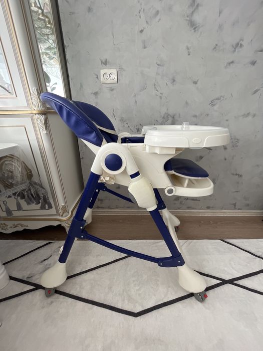 Стол для кормления