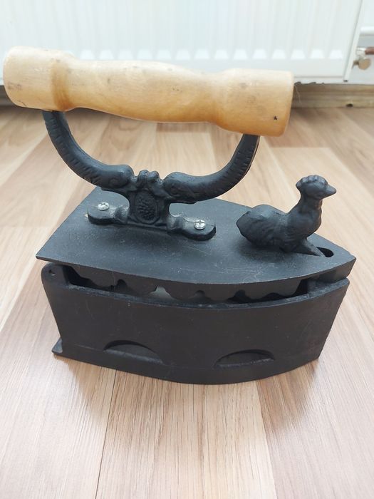 Fier de călcat cu carbuni
