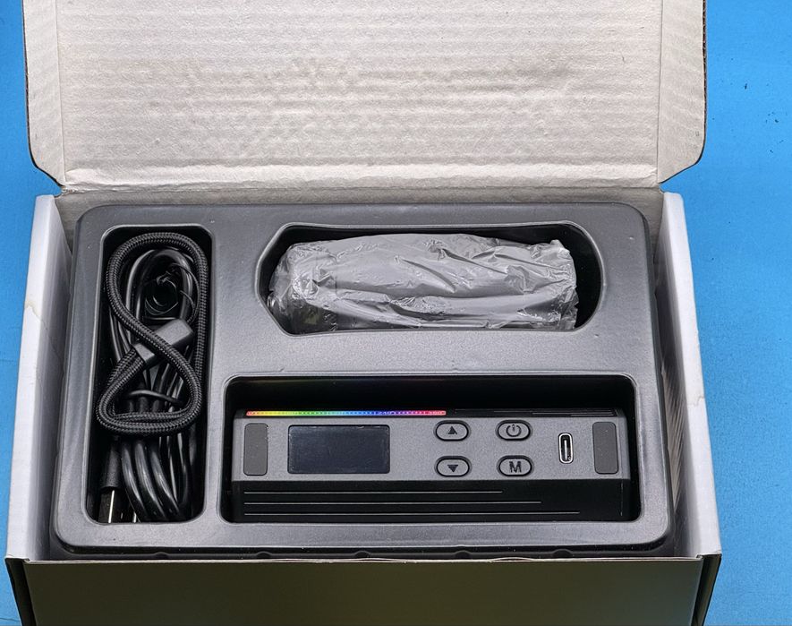 НОВО!!! Статив със 20 светлинни ефекта Andoee W100RGB Mini Led Light