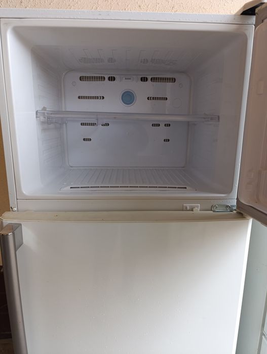 Продам свой холодильник Самсунг инвертор