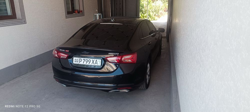 Malibu 2turbo. sotiladi.