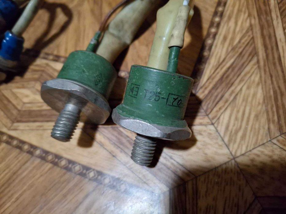 Диоды В-200, В-50, В-4-10 с радиаторами