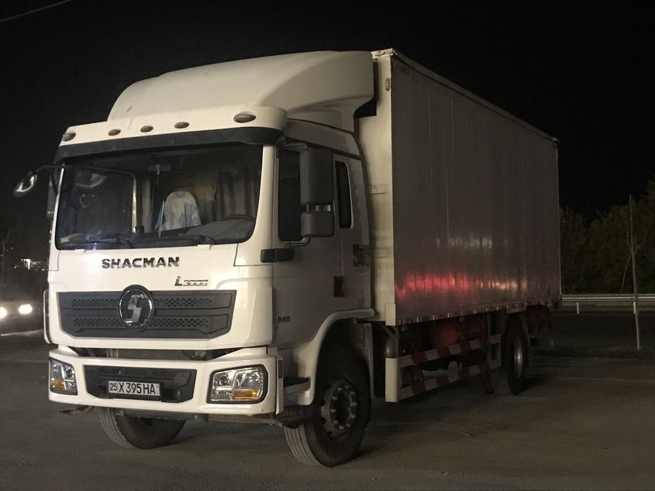 Shacman l3000 furgon