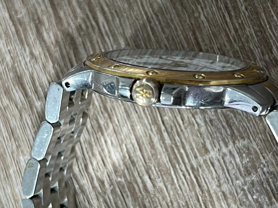 Часовник Raymond Weil Tango