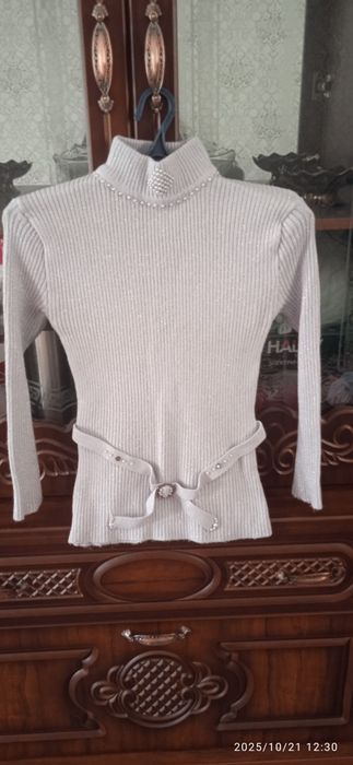 Kofta, tonika, jenfir, koʻylaklar. Arzon  40 ming 50 mingdan berib yub