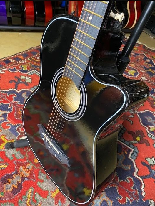 Гитара акустическая скидка 3 дня!