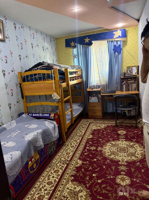 3 xonali honadon sotilmoqda