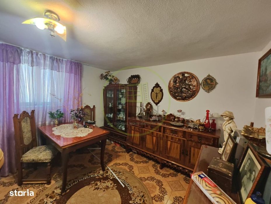 Casa 5 camere, teren 1296 mp, Craiova, zona Brestei