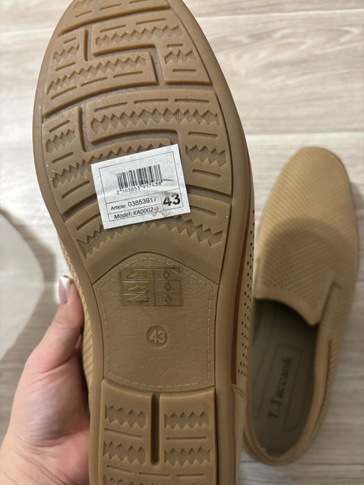 Новая мужакая обувь