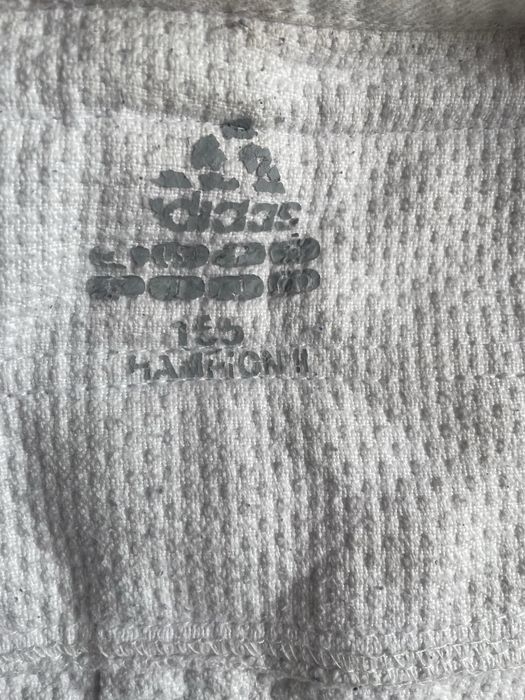 срочно продам кимано Adidas champion2