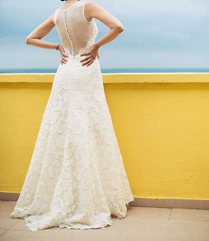 сватбена рокля Pronovias - едра дантела