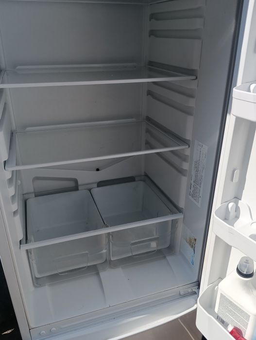 Холодильник indesit рабочее состояние