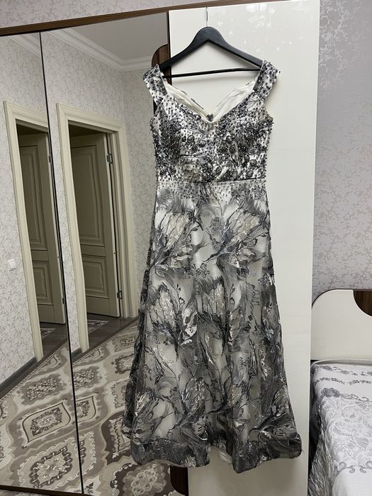 Платье на мероприятие