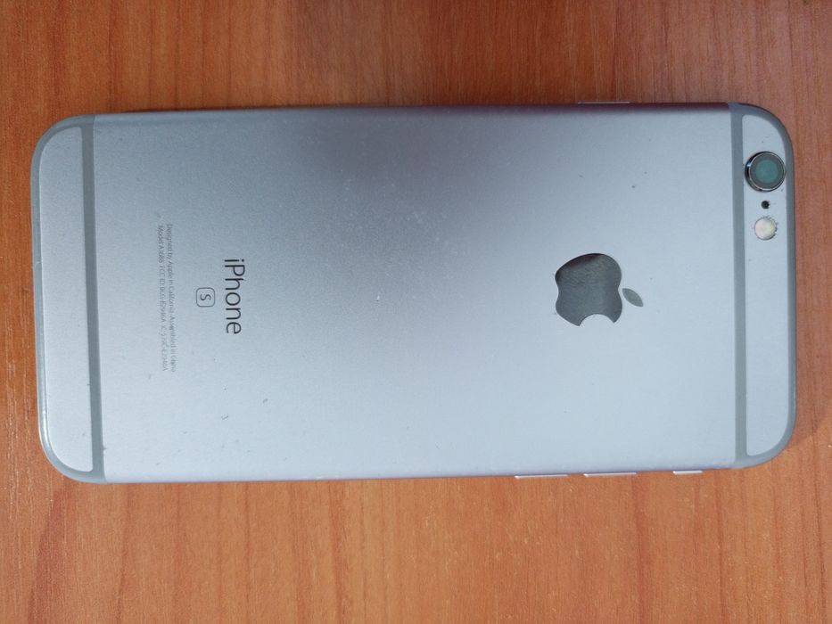IPhone 6s на ремонт