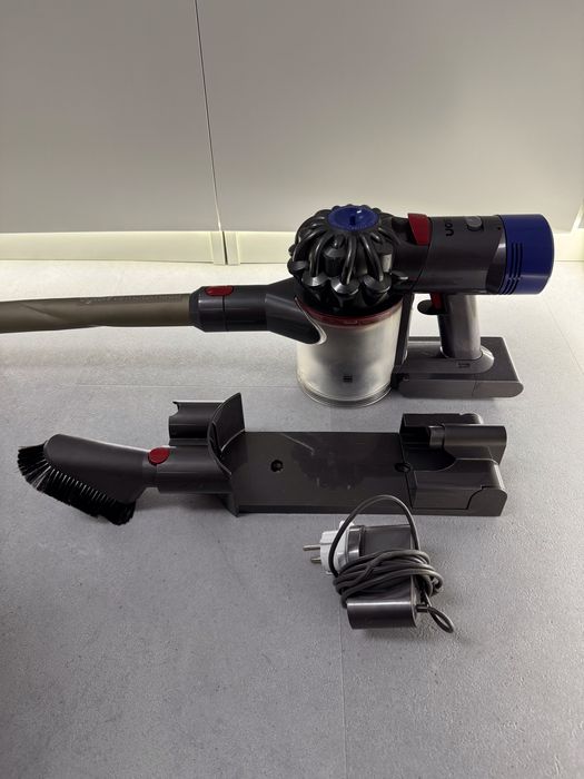 Aspirator Dyson V8 Absolute