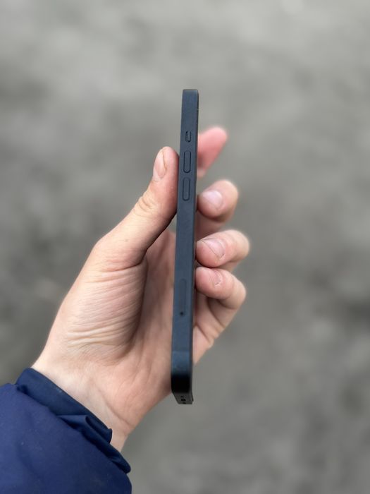 Продам айфон 13 iphone 13