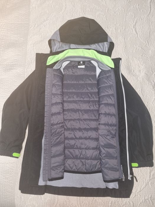 Куртка 2 в 1 для мальчика на рост 152 .