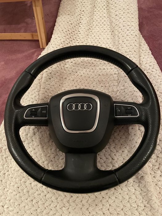 Мултиволан за Audi