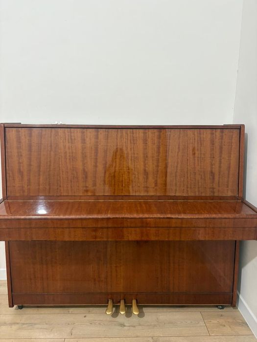 Фортепияно продается