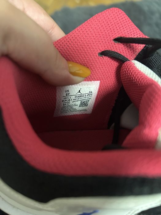 Adidasi jordan max aura 3