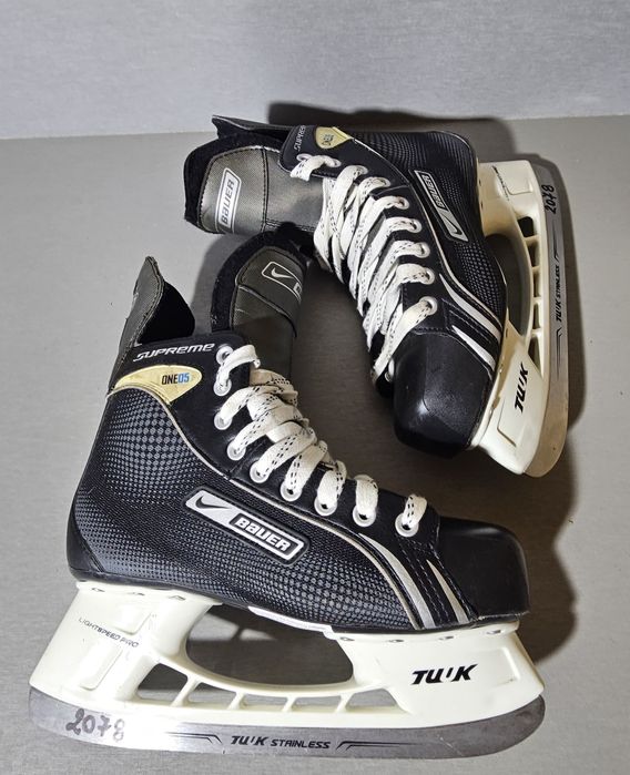 Patine 2078 hochei hockey  Bauer Nike Supreme  One 05 marime  41-42  (26,5    cm lungime interioara).