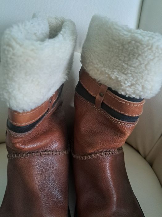 Cizme din piele naturala imblanite nr 43 impecabile