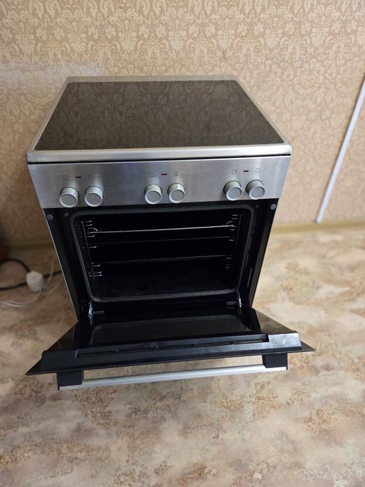 Продам плиту BOSCH. 70000