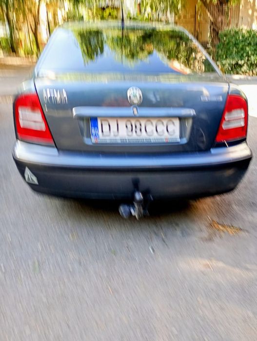 Vând Skoda Octavia