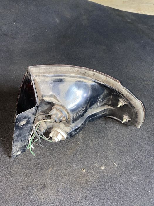 Задние фонари Мазда Кронос