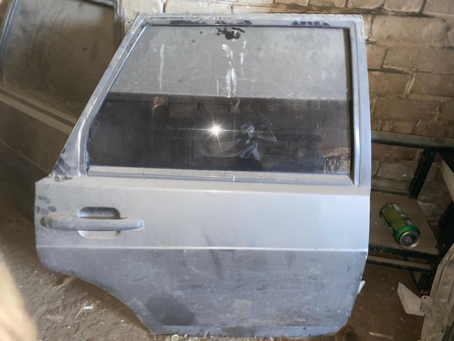 Девятка есик 2109 двер