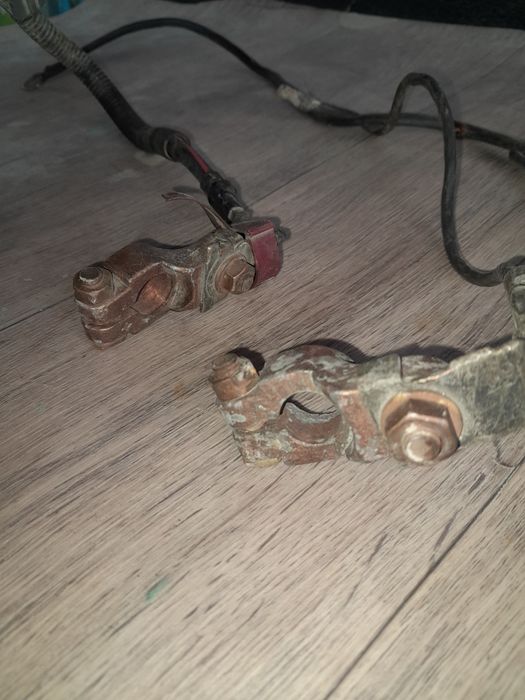 Продам запчасти на виндом 10