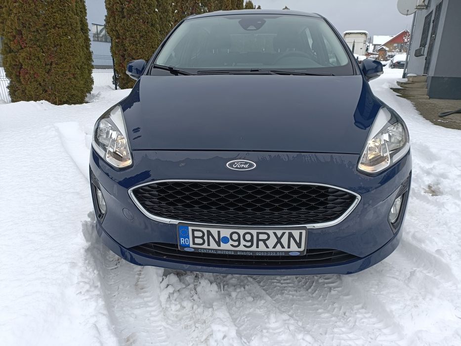 Vând Ford Fiesta