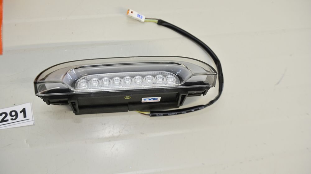 Husqvarna Vitpilen Svartpilen 701 2018 2022 Lumina stop frana spate