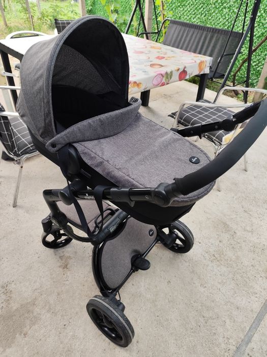 Бебешка количка 2 в 1 mima xari sport