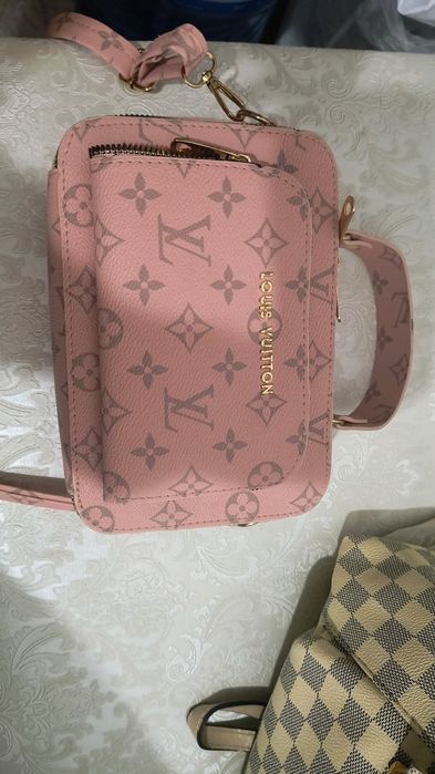 Раница  и чанта Louis Vuitton