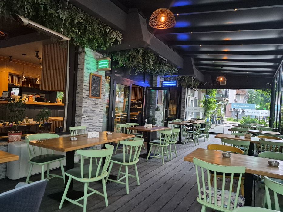 Cedare afacere restaurant