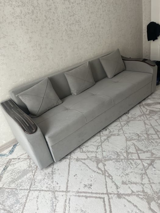 диван 40000 в хорошем состояний