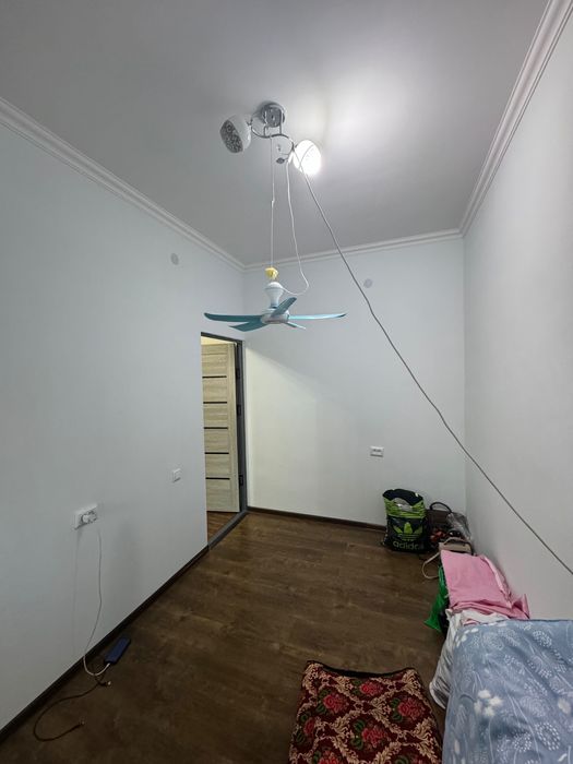 Продается ЖК Азия Хаус Новостройке квартира с ремонтом  2/7/8  42м2