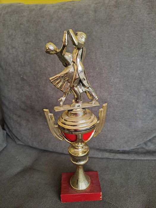 Сувенир Купа танцуваща двойка