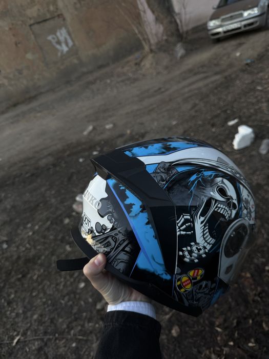 Продам мотошлем