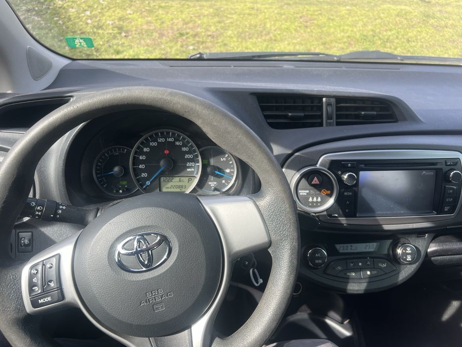 Toyota Yaris 1.5 Hybrid 2014 -Inmatriculata Ro