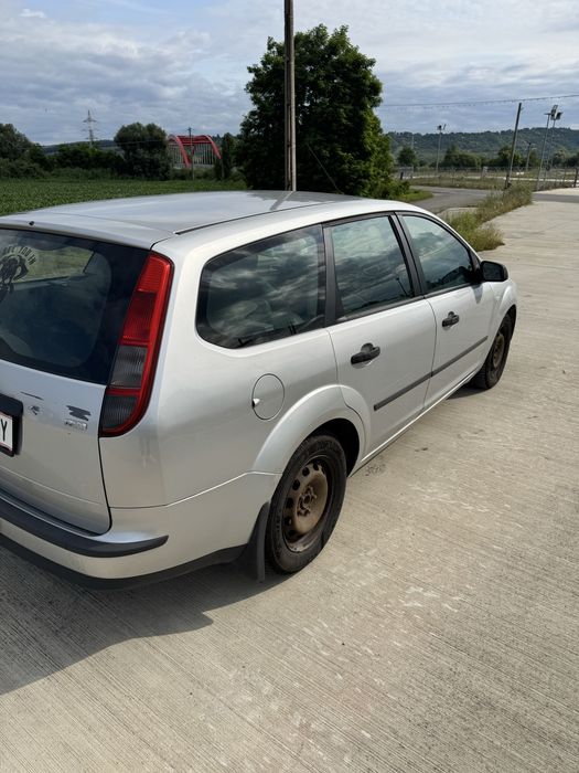 FORD Focus 2005 — imagine 5