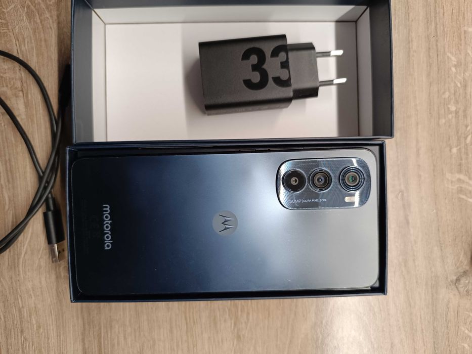 Motorola Edge 30 256gb/8 ram